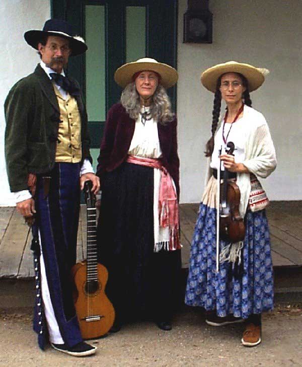 Los californios� at Old Town, San Diego, CA:

David Swarens, Janet Martini, Vykki Mende Gray. Photo by Bill Thorpe.